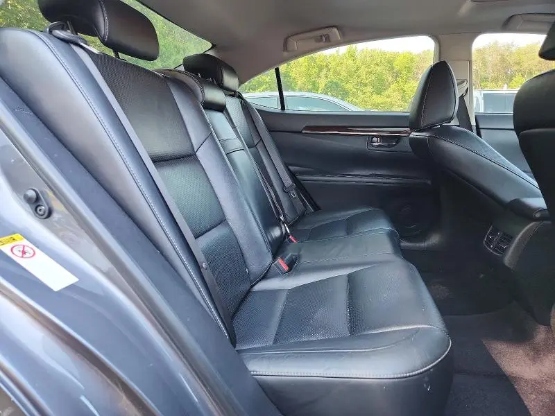 2013 LEXUS ES 350 4D   