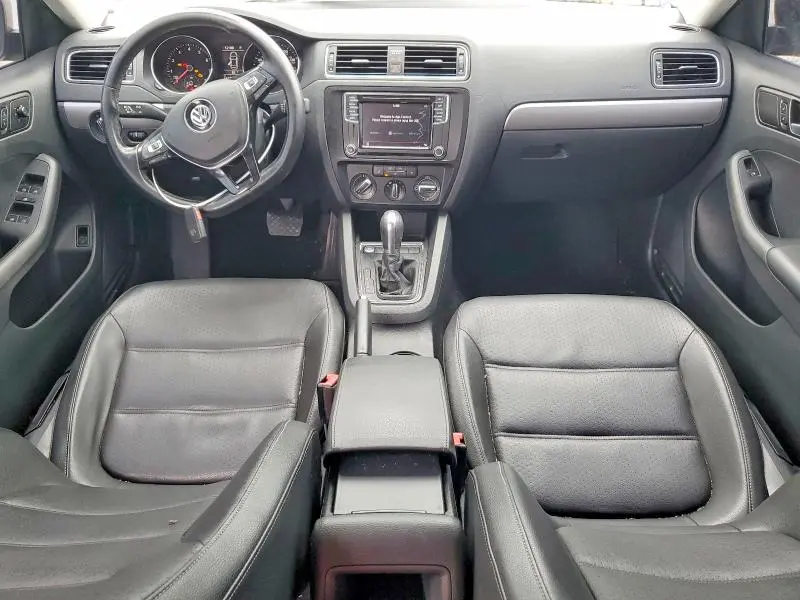 2018 VOLKSWAGEN JETTA SE  