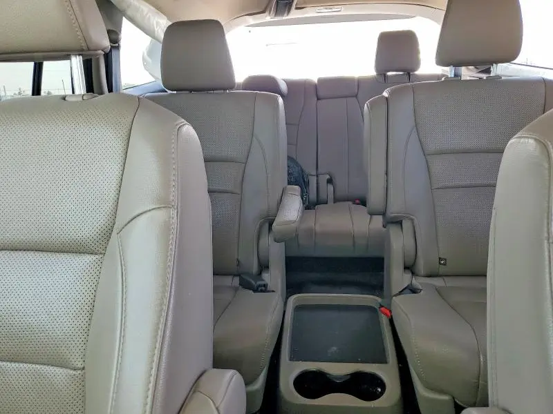 2017 HONDA PILOT ELITE  