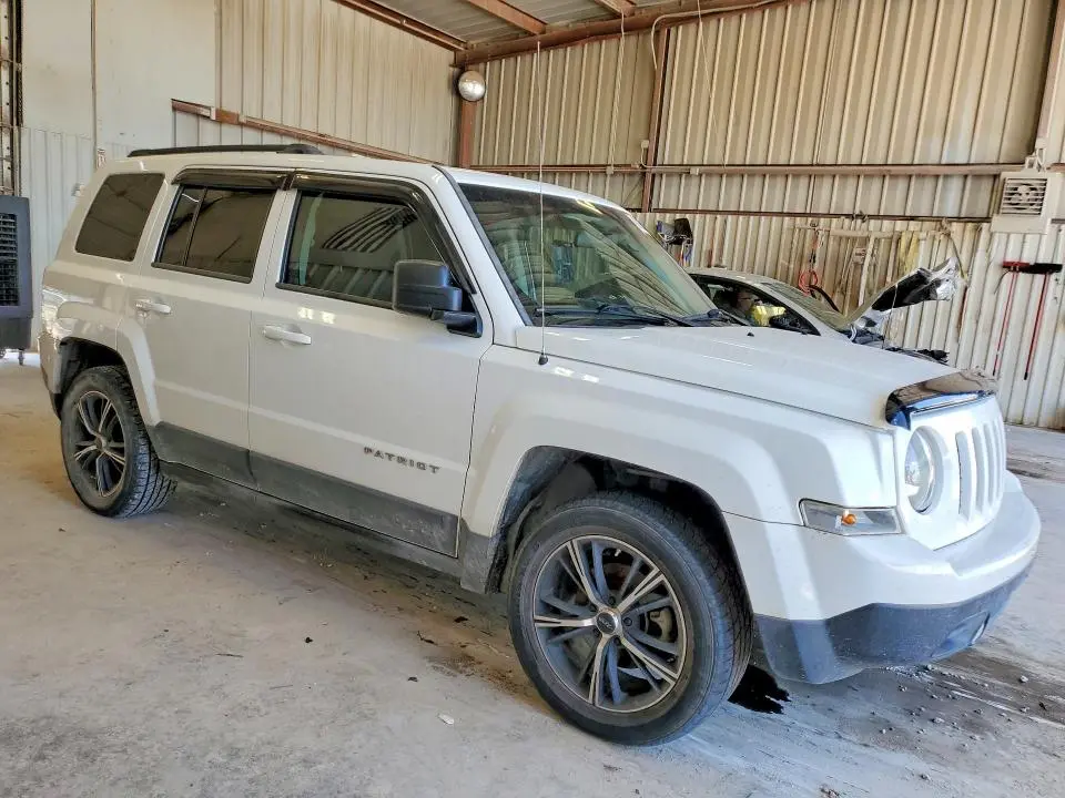 2012 JEEP PATRIOT SPORT  