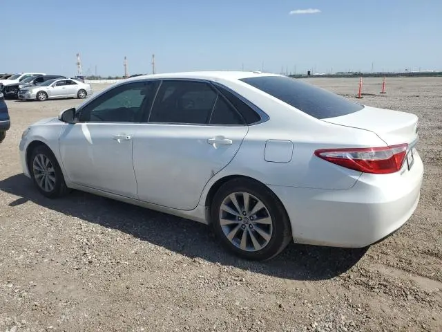 2016 TOYOTA CAMRY LE  
