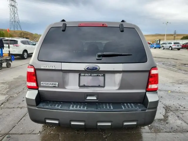 2010 FORD ESCAPE XLT  