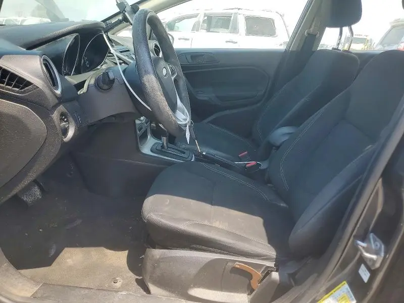 2017 FORD FIESTA SE  