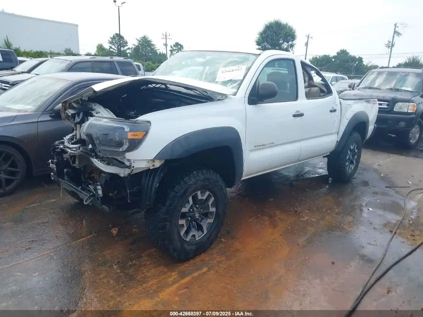 2015 TOYOTA TACOMA BASE V6