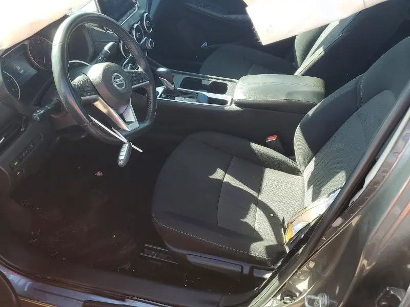2022 NISSAN SENTRA SV  
