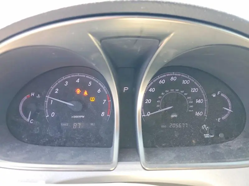 2011 TOYOTA AVALON LIMITED  