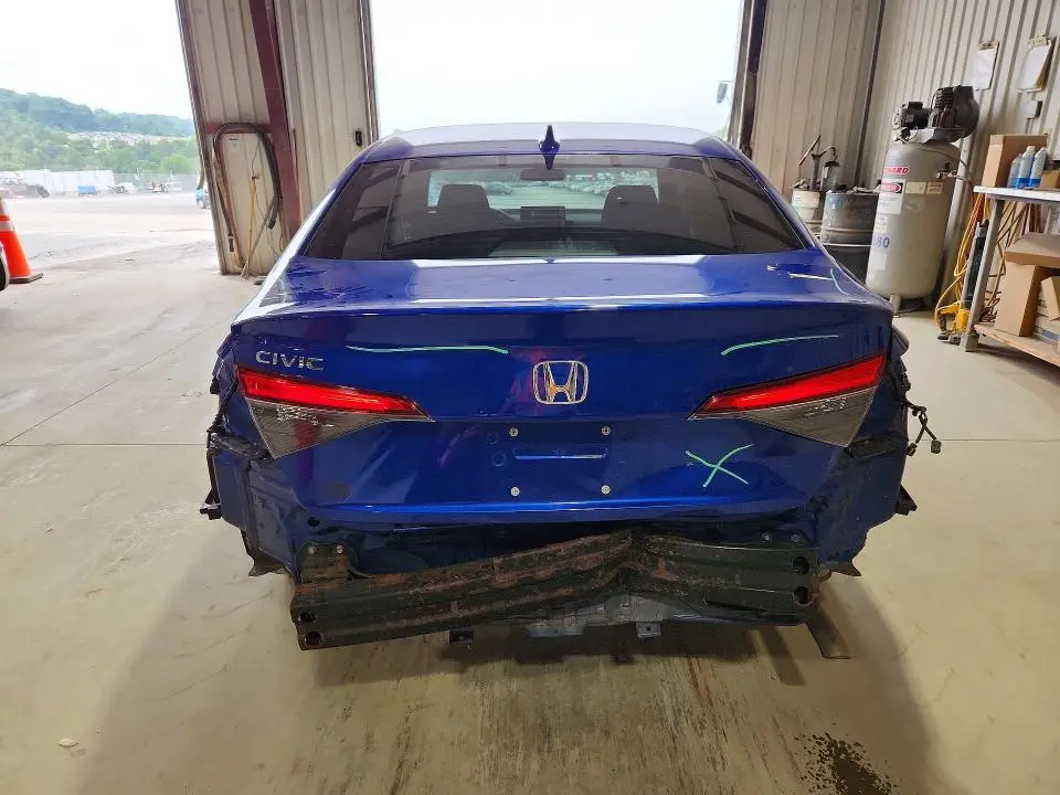 2022 HONDA CIVIC LX  