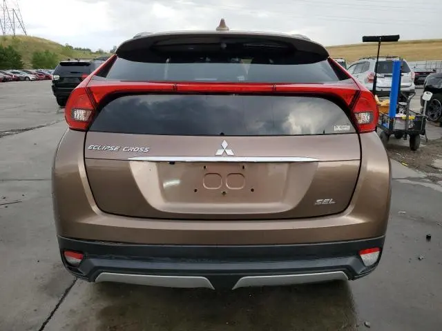2020 MITSUBISHI ECLIPSE CROSS SE  