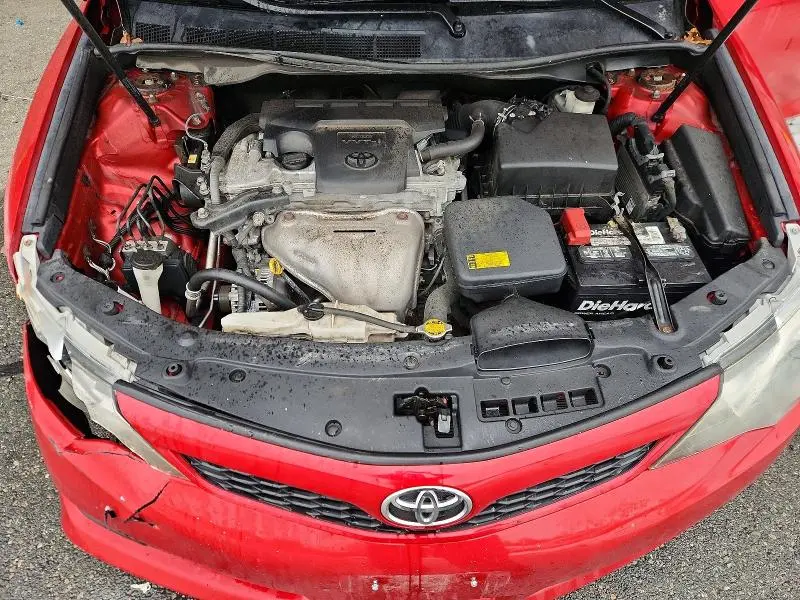 2012 TOYOTA CAMRY SE  