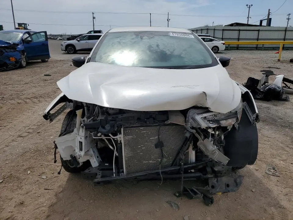 2020 NISSAN VERSA SR  