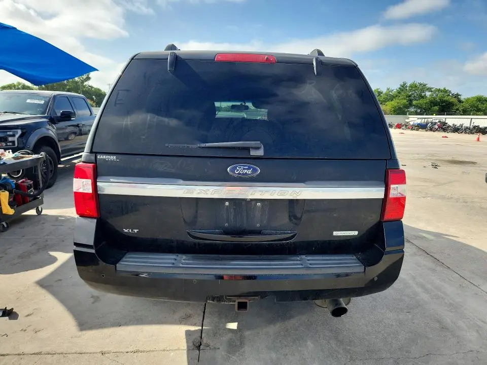 2017 FORD EXPEDITION XLT  