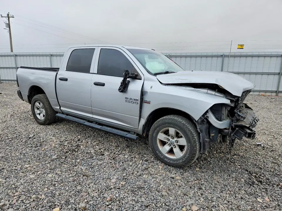 2016 RAM 1500 ST  