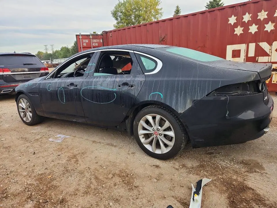 2020 JAGUAR XF PREMIUM  