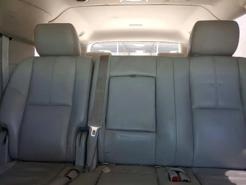 2011 GMC YUKON XL K1500 SLT  