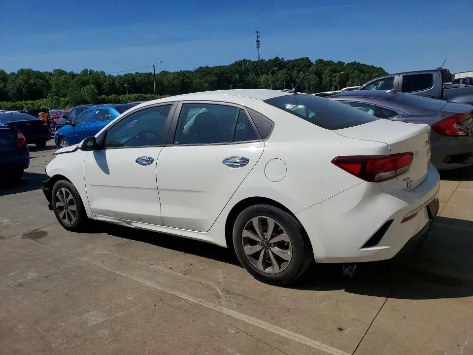 2022 KIA RIO S  