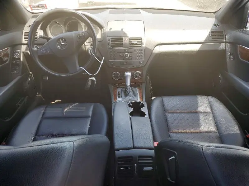 2011 MERCEDES-BENZ 300C   