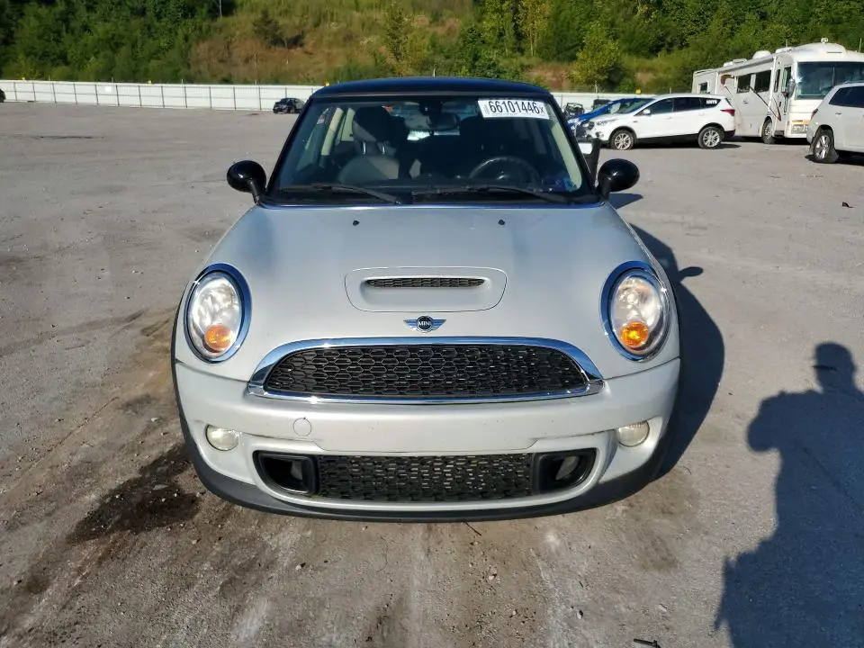 2013 MINI COOPER S  