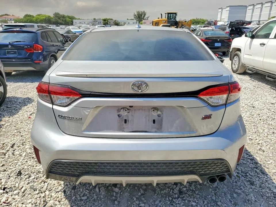 2020 TOYOTA COROLLA SE  