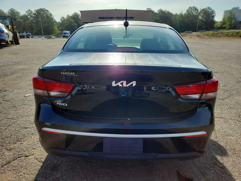 2023 KIA RIO LX  