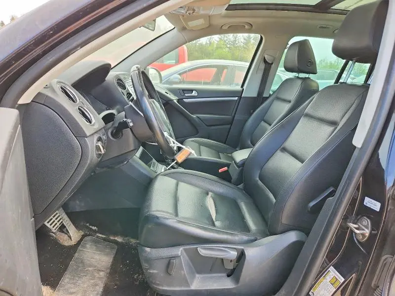 2015 VOLKSWAGEN TIGUAN S  