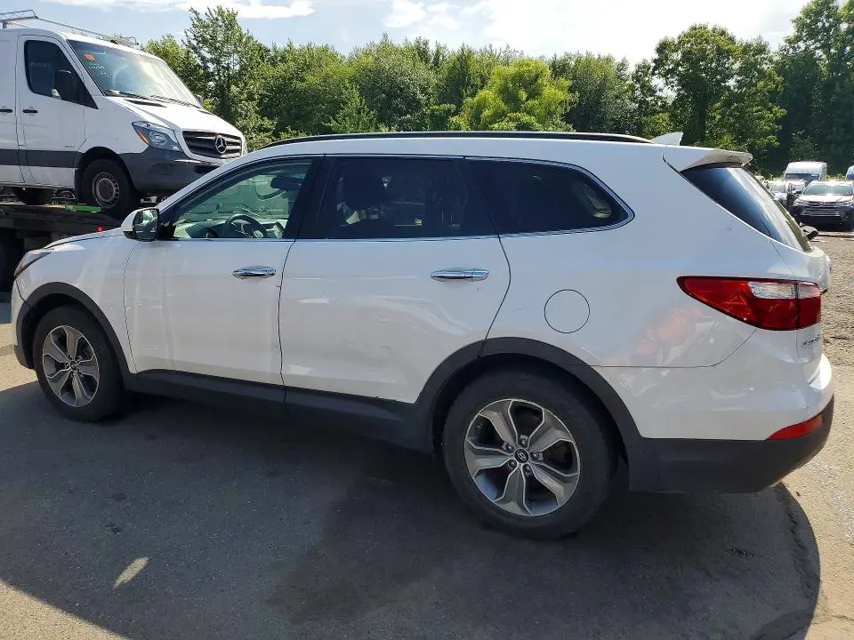 2016 HYUNDAI SANTA FE SE  