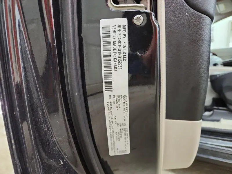 2022 CHRYSLER PACIFICA LIMITED  