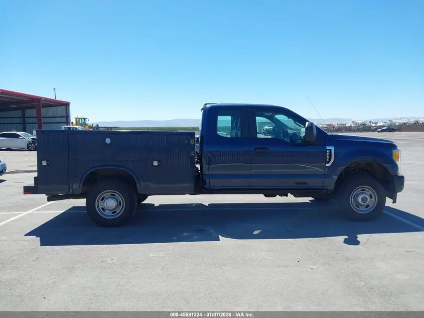 2017 FORD F-250 XL
