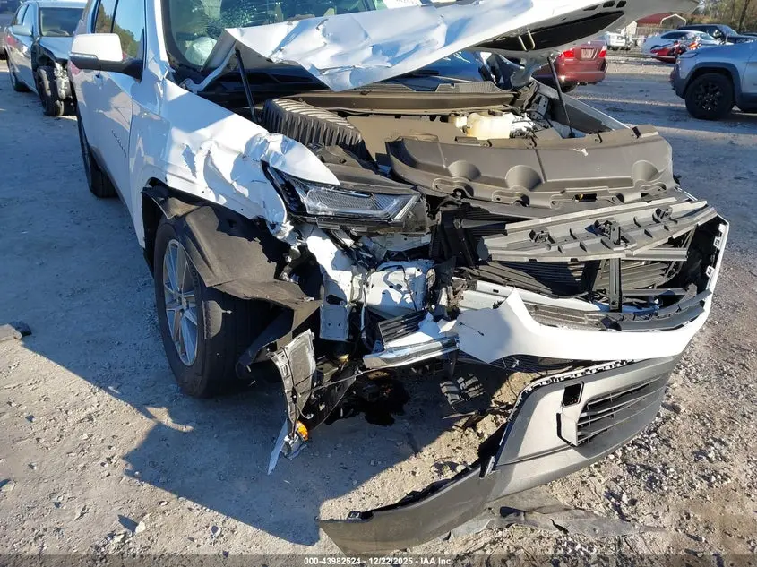 2023 CHEVROLET TRAVERSE FWD LT CLOTH