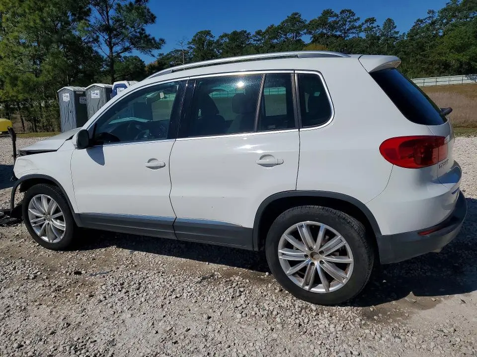 2015 VOLKSWAGEN TIGUAN S  