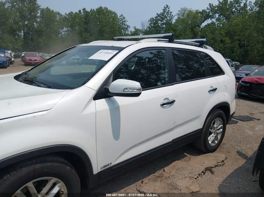 2015 KIA SORENTO LX V6
