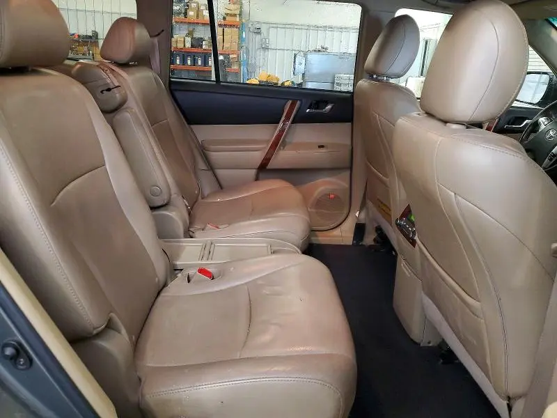 2012 TOYOTA HIGHLANDER LIMITED  