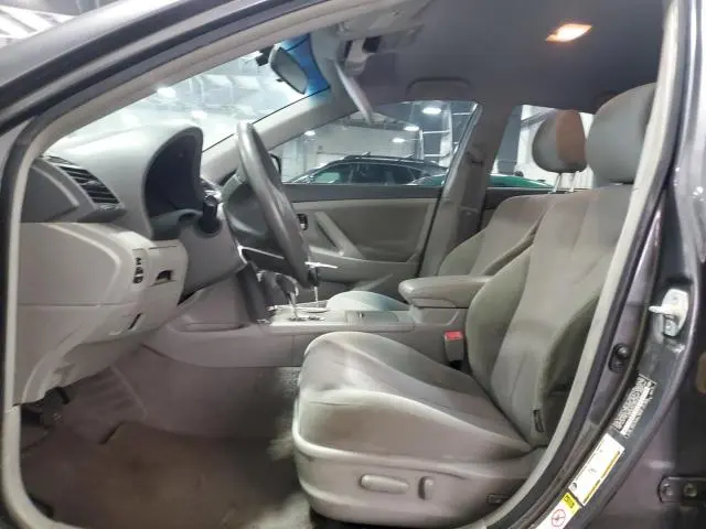 2010 TOYOTA CAMRY SE  