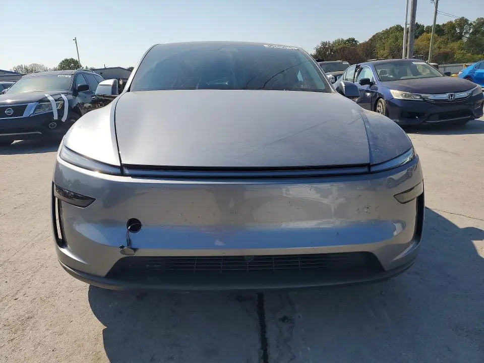 2026 TESLA MODEL Y   