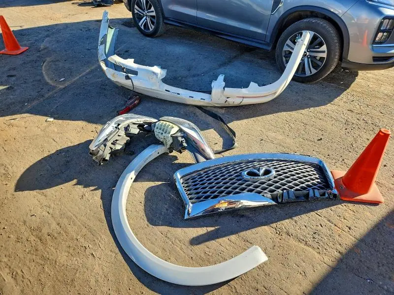 2018 INFINITI QX80 BASE  