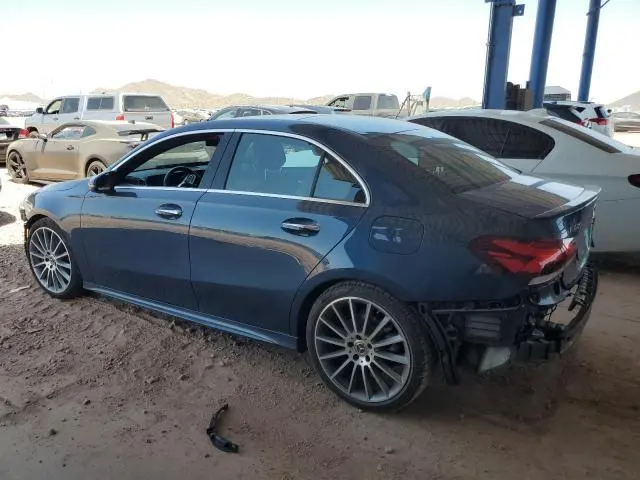 2020 MERCEDES-BENZ A 220  