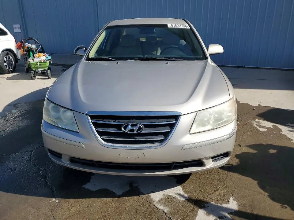 2010 HYUNDAI SONATA GLS  