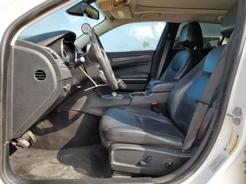 2015 CHRYSLER 300 LIMITED  