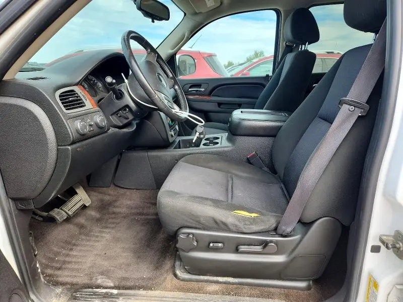 2011 GMC YUKON XL K1500 SLE  