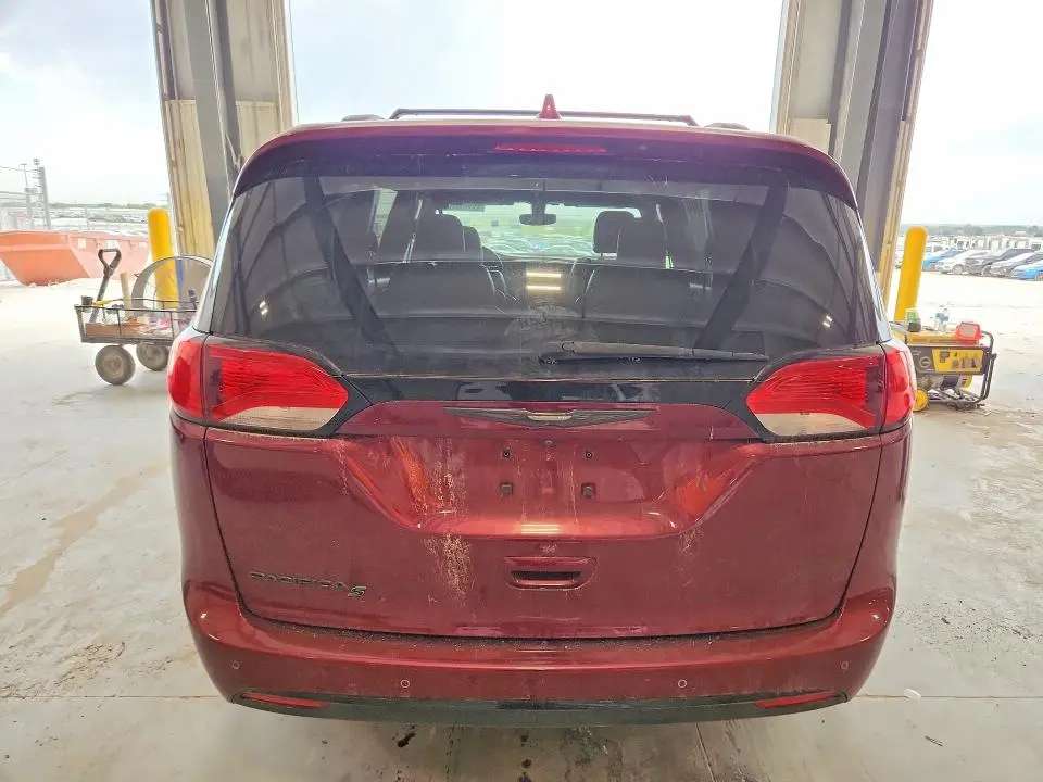 2018 CHRYSLER PACIFICA TOURING L PLUS  