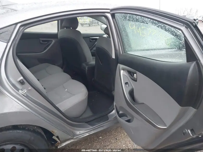 2012 HYUNDAI ELANTRA GLS