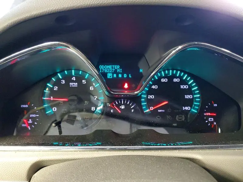 2013 CHEVROLET TRAVERSE LS  