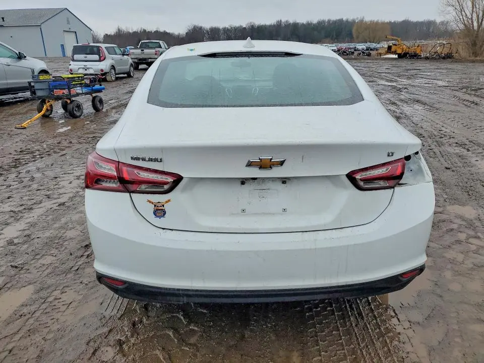 2021 CHEVROLET MALIBU LT  