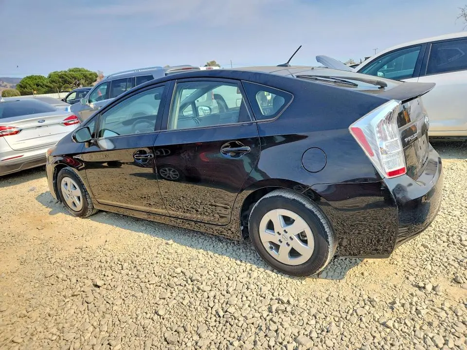 2011 TOYOTA PRIUS THREE  