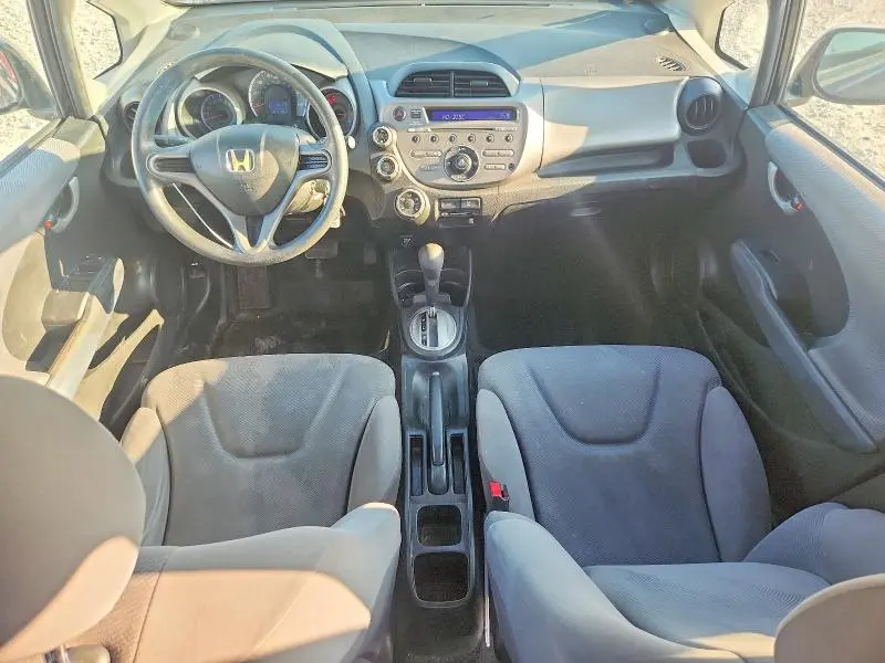 2010 HONDA FIT   