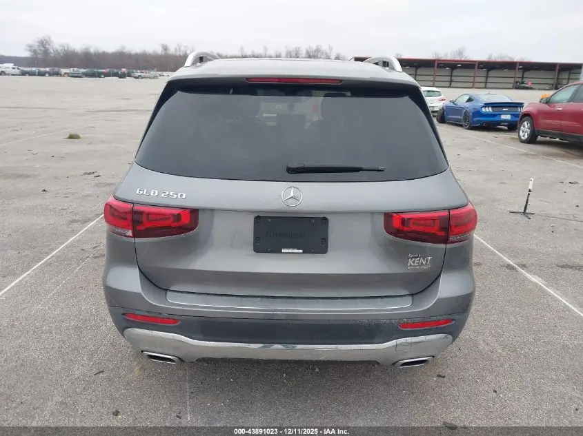 2021 MERCEDES-BENZ GLB 250  