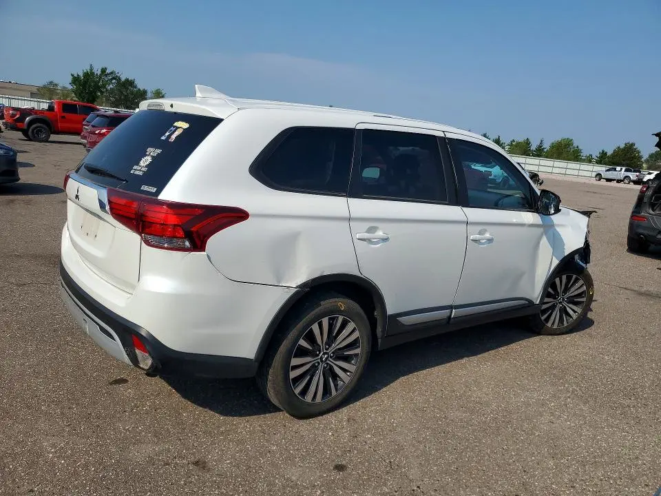 2020 MITSUBISHI OUTLANDER SE  