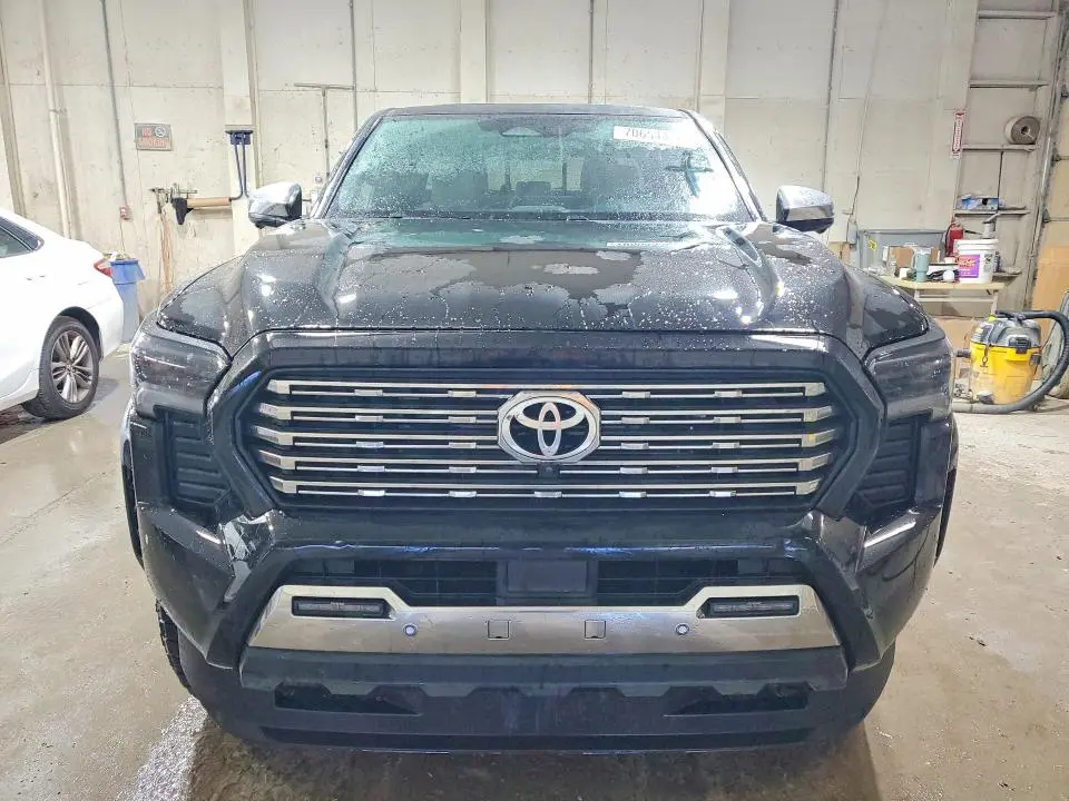 2025 TOYOTA TACOMA LIMITED  