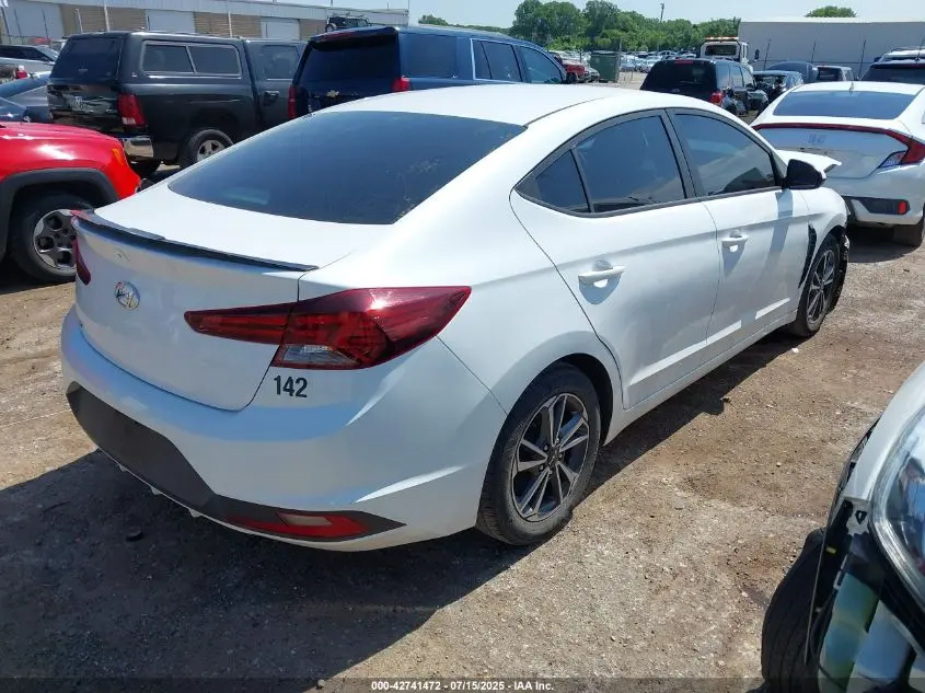 2019 HYUNDAI ELANTRA SE