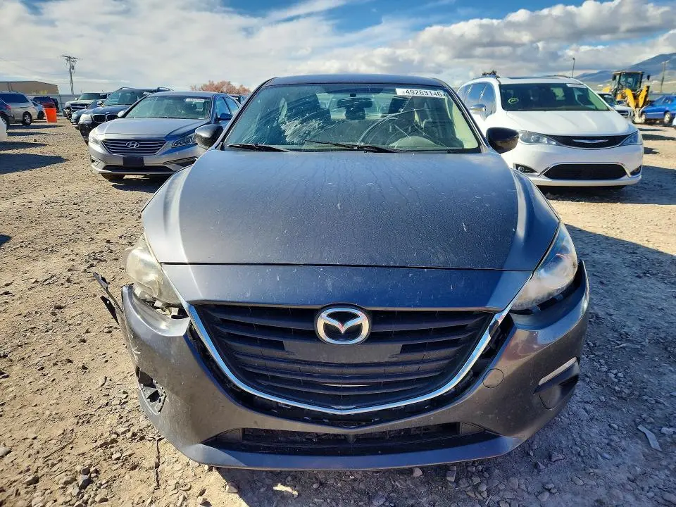 2015 MAZDA 3 SV  