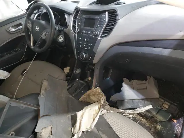 2016 HYUNDAI SANTA FE SE  